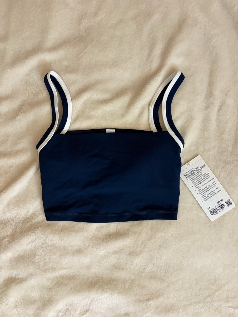 Lululemon Navy/White Nulu Sporty Trim Super-Crop Tank NWT